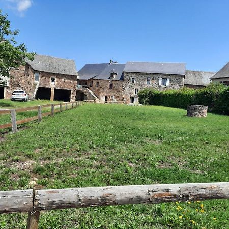 Rignac  Les Gites De La Bouldoire Le Marronnier מראה חיצוני תמונה