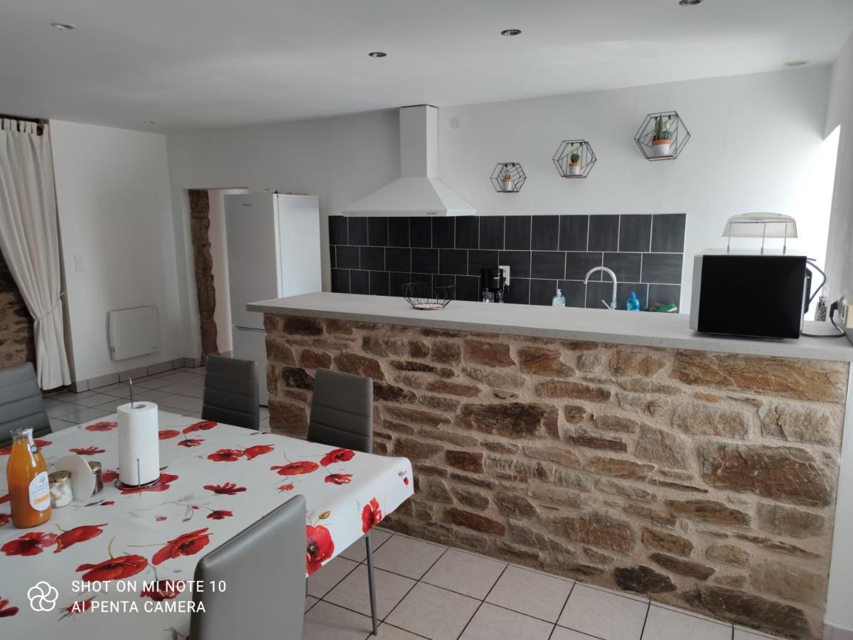 Rignac  Les Gites De La Bouldoire Le Marronnier מראה חיצוני תמונה